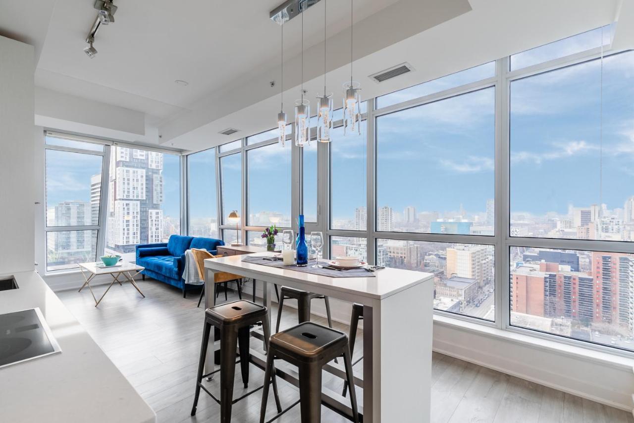 Luxury 2 Bedroom In The Heart Of Entertainment District W/ Cn Tower View トロント エクステリア 写真