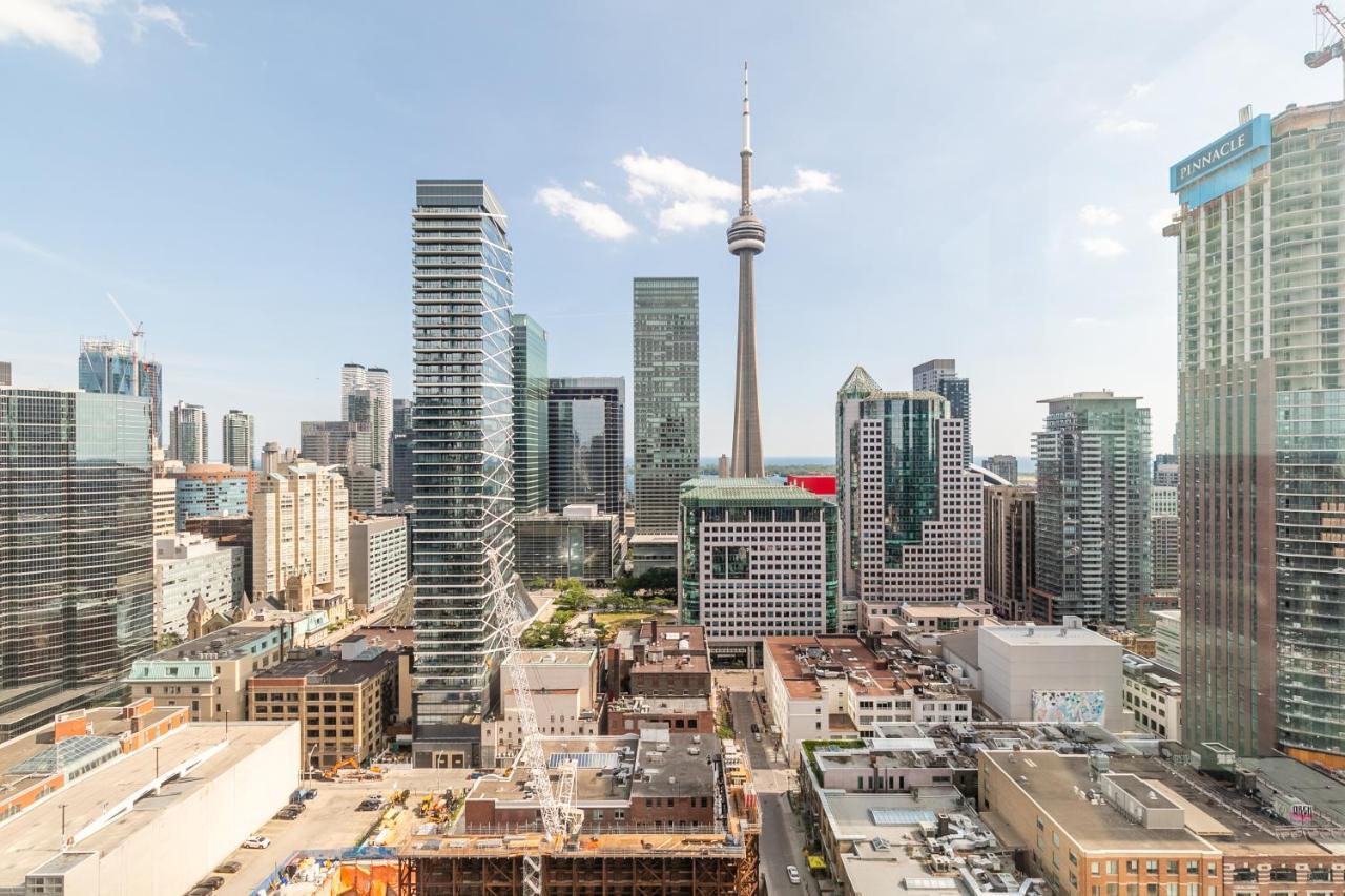 Luxury 2 Bedroom In The Heart Of Entertainment District W/ Cn Tower View トロント エクステリア 写真