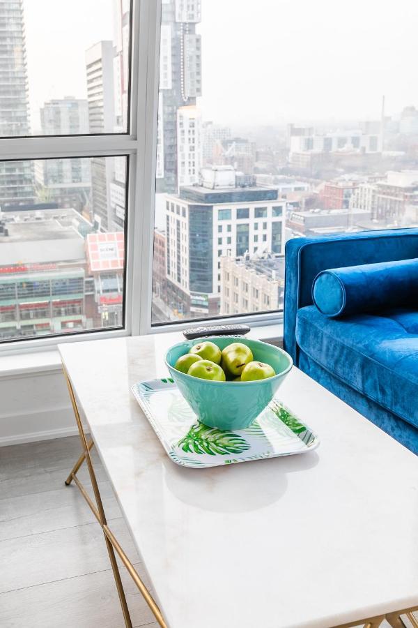 Luxury 2 Bedroom In The Heart Of Entertainment District W/ Cn Tower View トロント エクステリア 写真