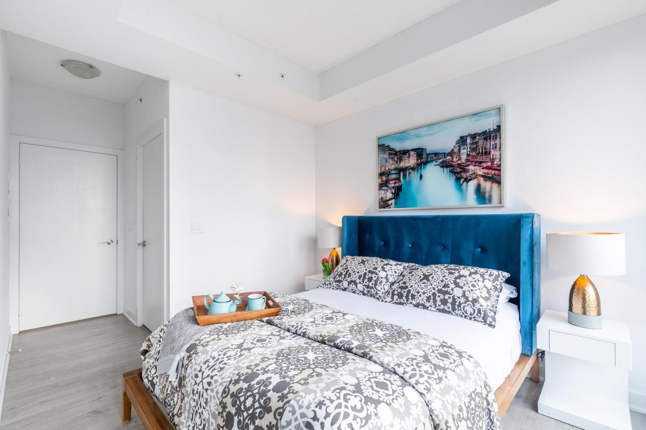 Luxury 2 Bedroom In The Heart Of Entertainment District W/ Cn Tower View トロント エクステリア 写真
