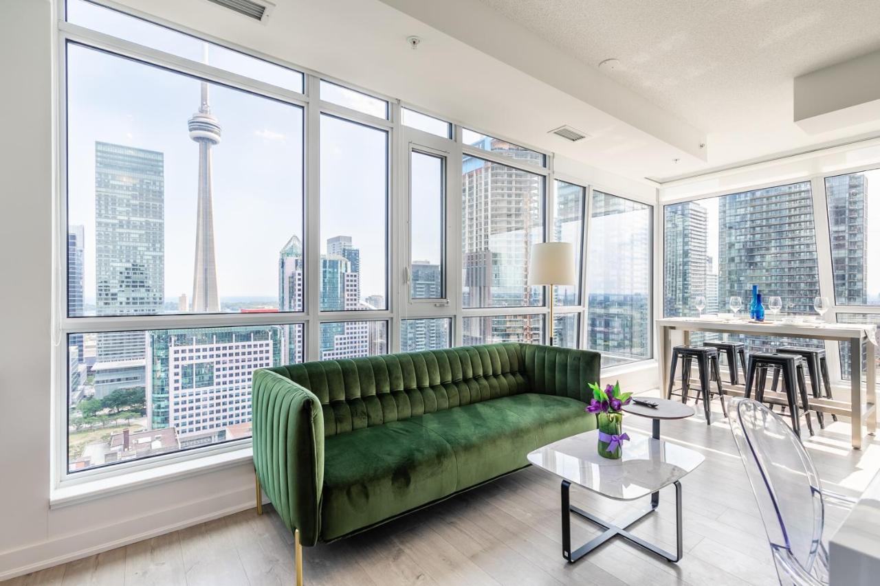Luxury 2 Bedroom In The Heart Of Entertainment District W/ Cn Tower View トロント エクステリア 写真