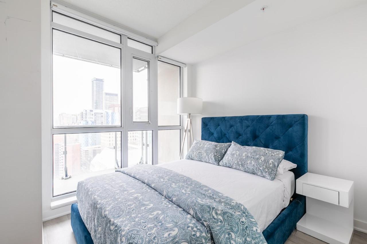 Luxury 2 Bedroom In The Heart Of Entertainment District W/ Cn Tower View トロント エクステリア 写真