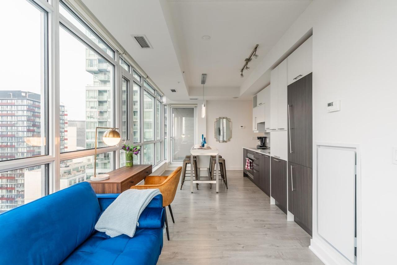 Luxury 2 Bedroom In The Heart Of Entertainment District W/ Cn Tower View トロント エクステリア 写真