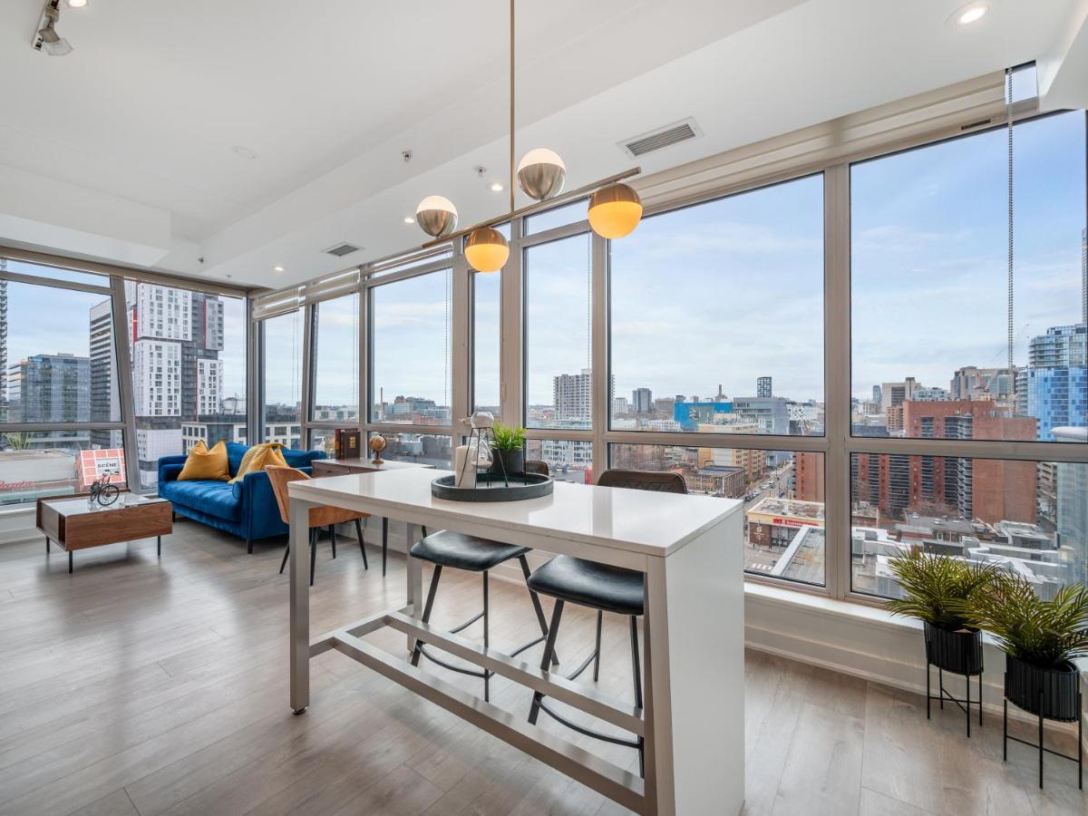 Luxury 2 Bedroom In The Heart Of Entertainment District W/ Cn Tower View トロント エクステリア 写真